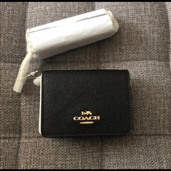 Coach Leather Mini Wallet On A Detachable Chain - Picture 8 of 9